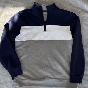 Never Worn! Club Room Navy and Gray 1/4 Zip Men's Sweatshirt Size Medium